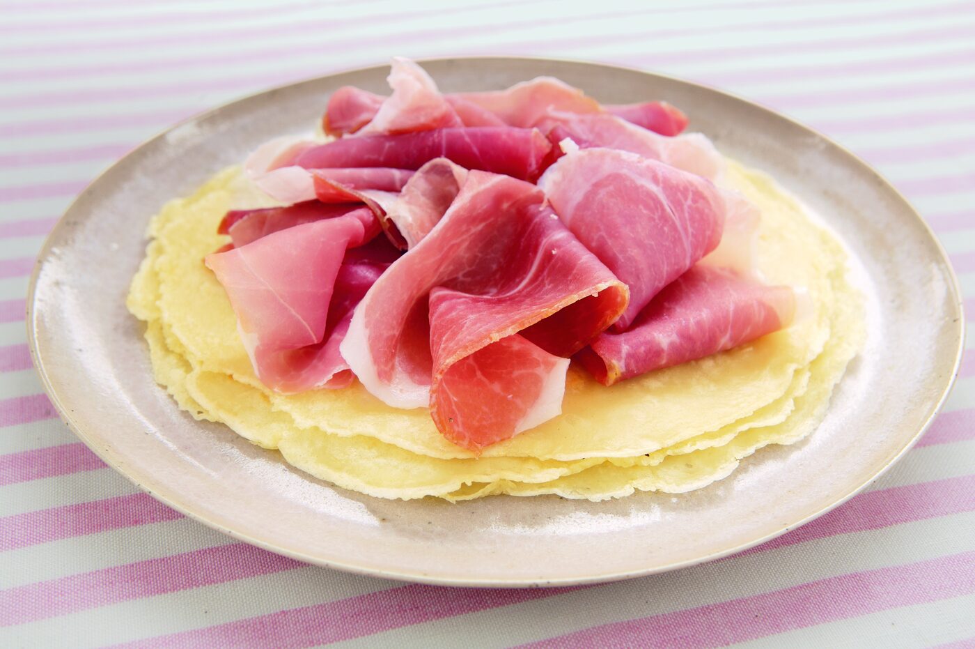 Panigaccio farcito con prosciutto crudo, Panigrassi